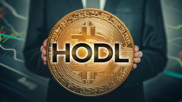 HODLing 情緒高漲，轉移至交易所的 BTC 平均數量跌至三年來最低水平