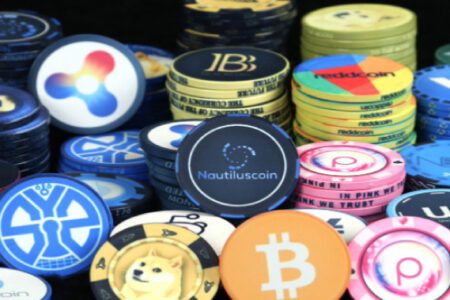 比特幣持續橫盤，韋氏評級喊底部46,000，堅定看好山寨幣引領市場