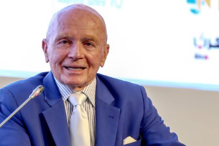 新興市場教父 Mark Mobius：加密貨幣不是投資，而是一種宗教、投機和娛樂方式