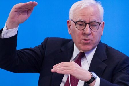 私募股權巨頭凱雷集團創始人：已投資加密貨幣產業的相關公司，不認為該產業會在短期內消失