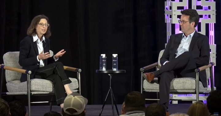 富達 CEO 看好加密貨幣長期基本面，透露曾計劃讓富達參與比特幣挖礦