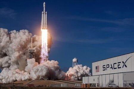 SpaceX 時隔三個月再次轉出 2.68 億美元比特幣