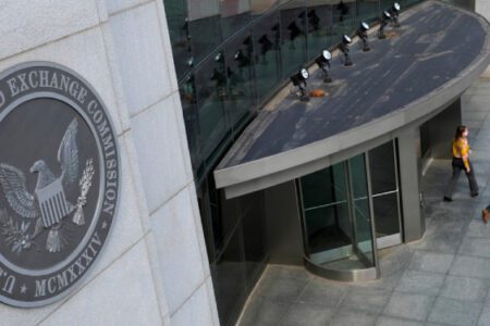 彭博社報導：SEC 正在就 Coinbase 涉嫌上架未註冊證券進行調查