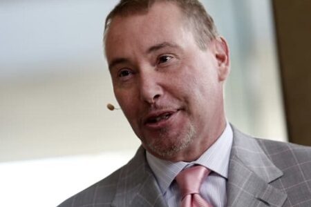新債王 Jeff Gundlach：現在投入市場為時過早，聯準會政策轉向才是進場訊號
