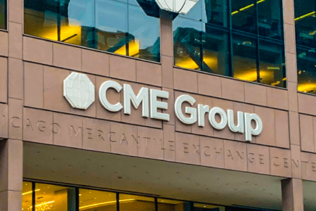 才講 FTX 提案不可行，期貨交易所龍頭 CME 現考慮自己做經紀商，專家：被迫採取 FTX 模式