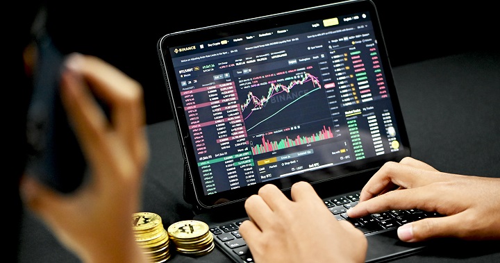 Coinbase 調查：62% 的機構過去一年增加了加密資產配置，僅 7.9% 看好未來一年價格將呈上升趨勢