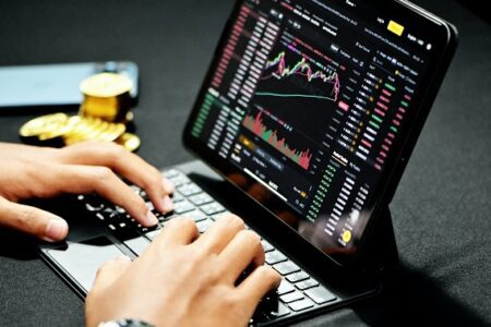 摩根大通調查：72% 的機構交易員沒有交易加密貨幣的計劃