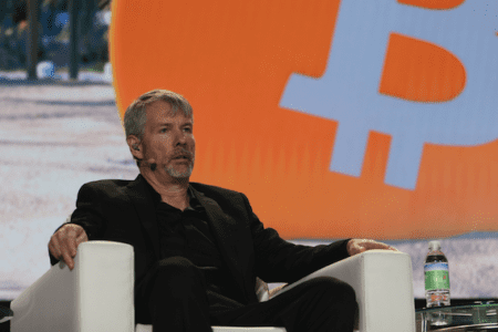 微策略創辦人 Michael Saylor 稱鏈上儲備證明不安全，反增加企業資安風險