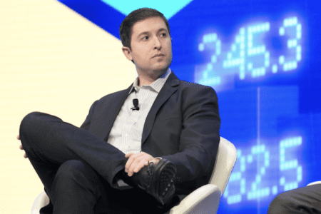 灰度執行長樂觀看待比特幣現貨 ETF，透露 SEC 積極合作取得進展