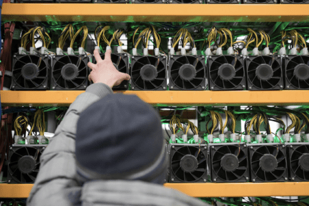 比特幣挖礦難度將迎 2021 年中以來最大降幅，礦工收入壓力是主因