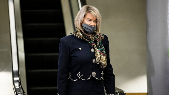 美參議員抨擊 SEC 濫權！敦促法院撤銷 SEC 對 Coinbase 的指控