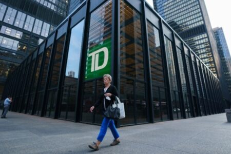 投行 TD Cowen 預測美國 SEC 短期內不太可能批准以太幣現貨 ETF