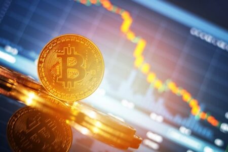 聯準會鷹派言論壓過中美利多：比特幣跌破 10.7 萬美元、「Uptober」夢碎