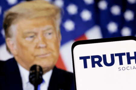 川普媒體公司擴大加密布局，Truth Social 比特幣 ETF 申請上市