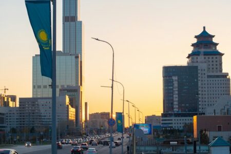 哈薩克攜手 Solana 與萬事達卡測試堅戈穩定幣，連接加密市場與傳統金融