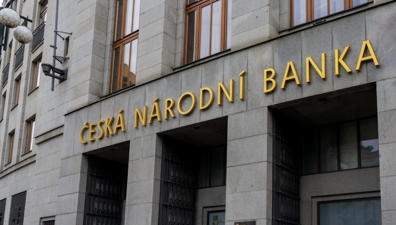 捷克央行第二季買入 1,810 萬美元 Coinbase 股票，首度增持加密貨幣相關資產