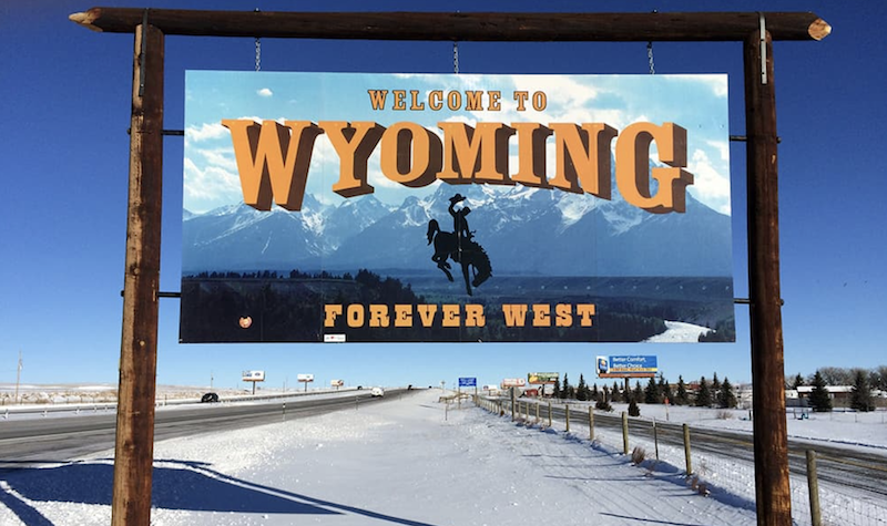 懷俄明州發行首個州政府支持穩定幣 FRNT，部署於七大區塊鏈