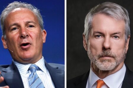 黃金多頭約戰比特幣多頭！ Peter Schiff 稱微策略是「騙局」，邀 Michael Saylor 公開辯論