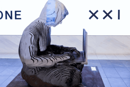 從極客實驗到主流資產！中本聰現身紐約證交所，華爾街態度全面翻轉